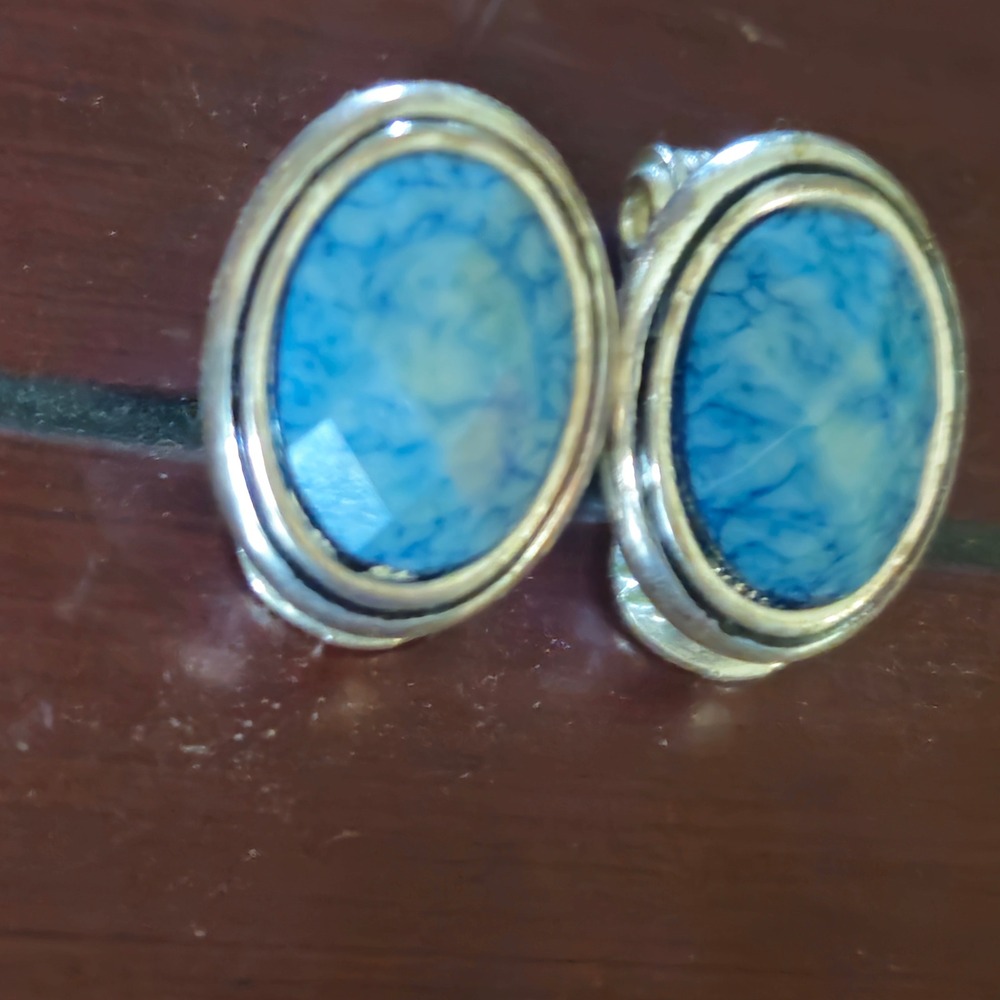 Napier Silver Tone Faux Turquoise Faceted Oval Clip On Earrings Vintage Style - Picture 3 of 6